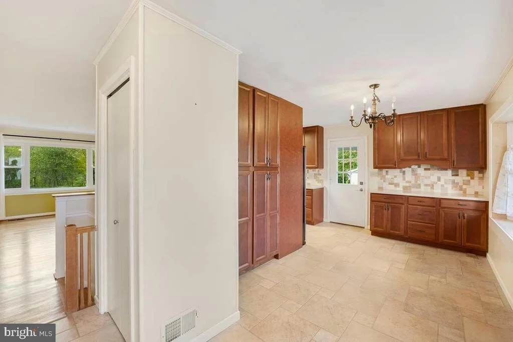 Photo of 12503 LEE HILL DRIVE