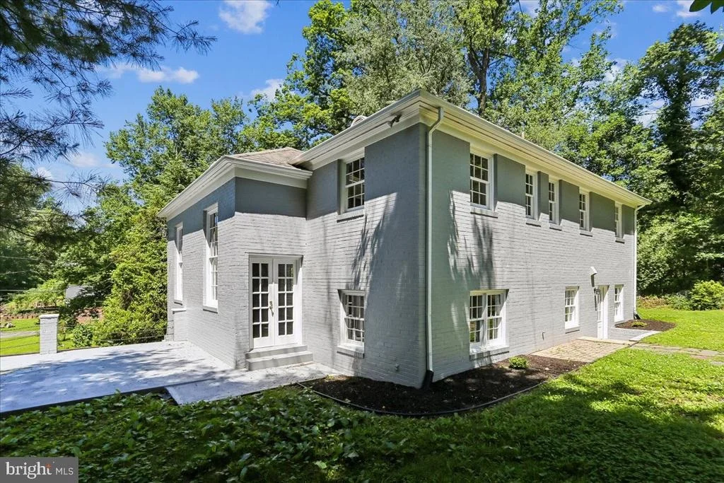 Photo of 12811 LACY DRIVE