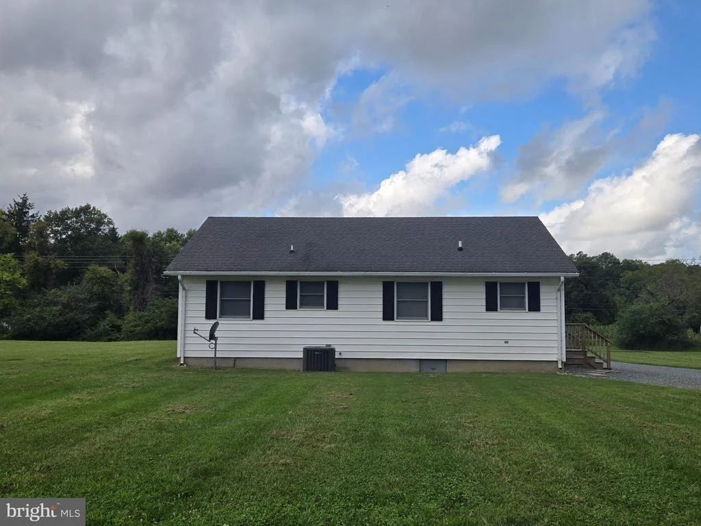 Photo of 22019 ROBINSONVILLE ROAD