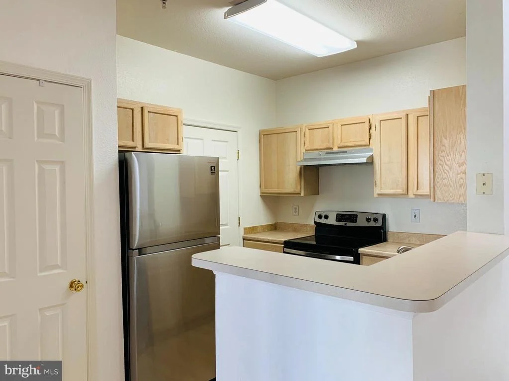 Photo of Unit 7211 at 1570 SPRING GATE DRIVE