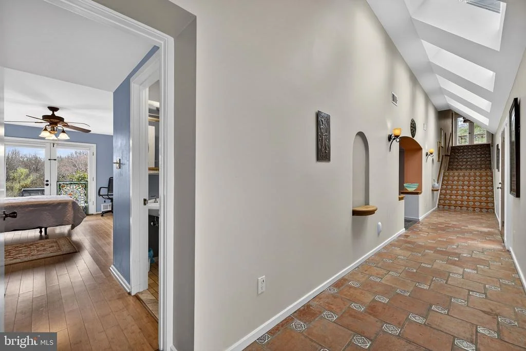 Photo of 3850 COBBLER MOUNTAIN ROAD