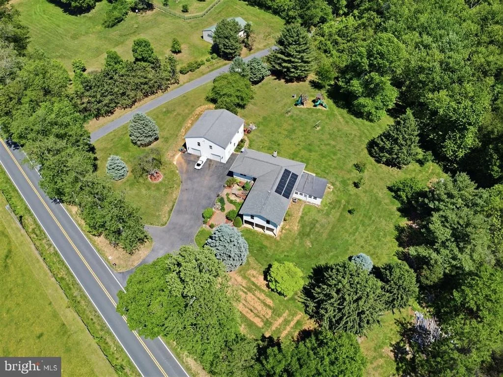 Photo of 2915 FRY ROAD
