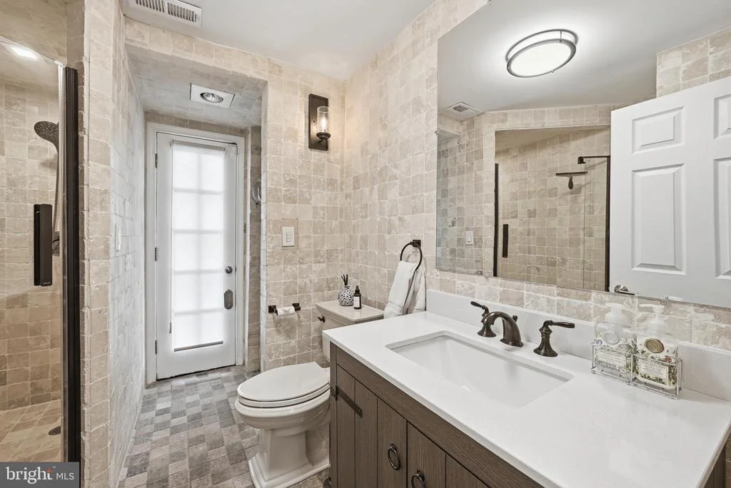Photo of 10712 LOCKLAND ROAD