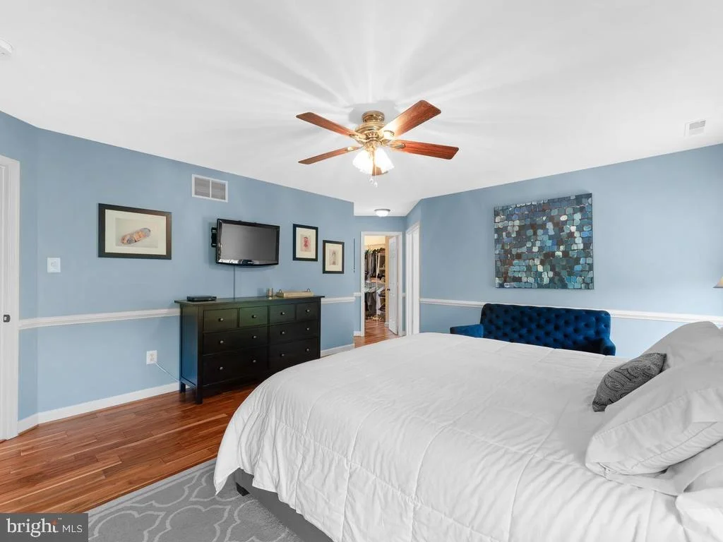 Photo of 708 LONGBOW ROAD