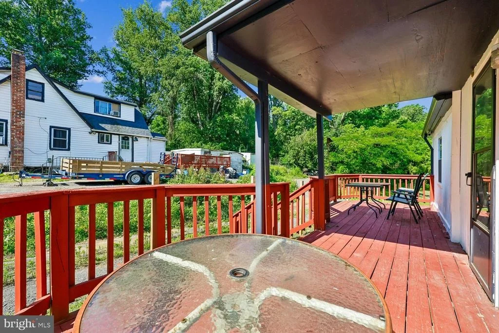 Photo of 19104 CHANDLEE MILL ROAD