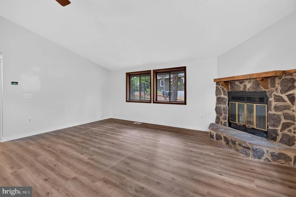 Photo of 213 MORRIE DRIVE