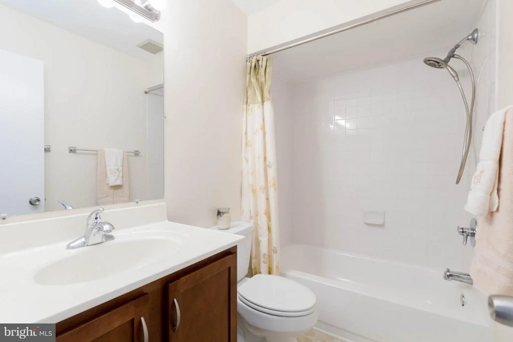 Photo of 7249 STEAMERBELL ROW