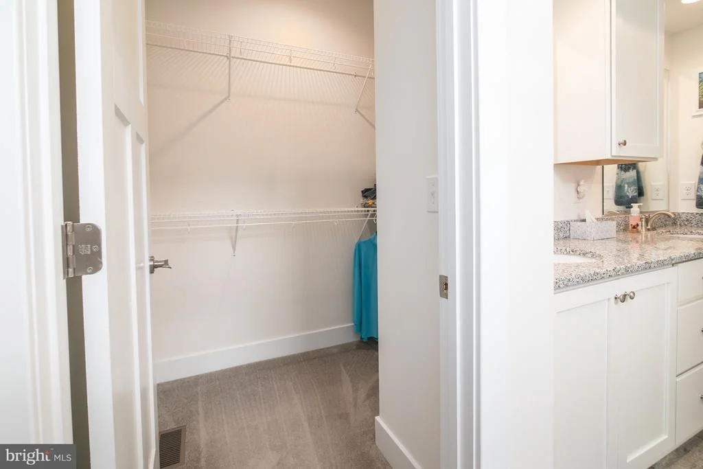Photo of 30689 LEDNUM DRIVE