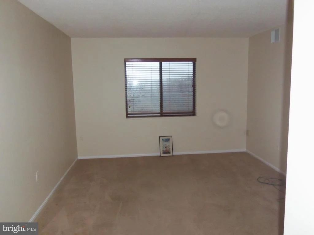 Photo of Unit 2910 at 15107 INTERLACHEN DRIVE
