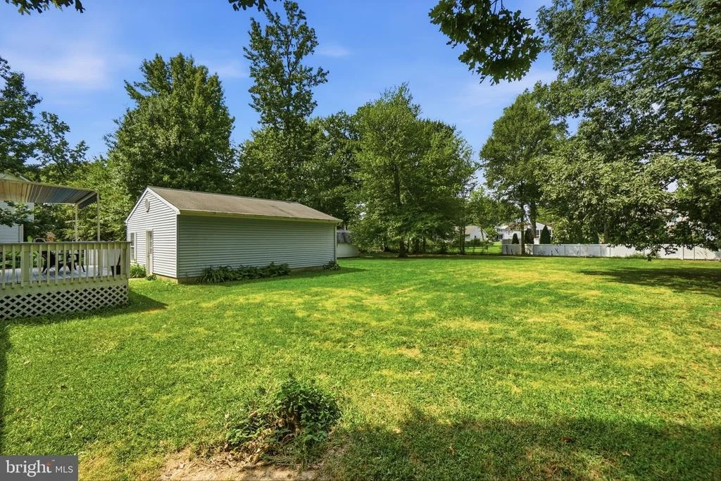Photo of 912 BUCKINGHAM DRIVE