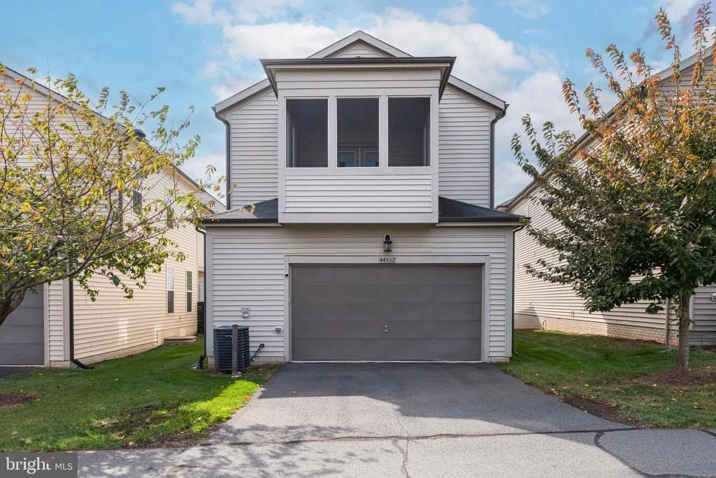 Photo of 44532 STEPNEY DRIVE