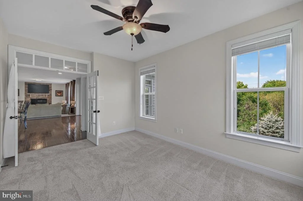 Photo of 1315 VOLUNTEER DRIVE