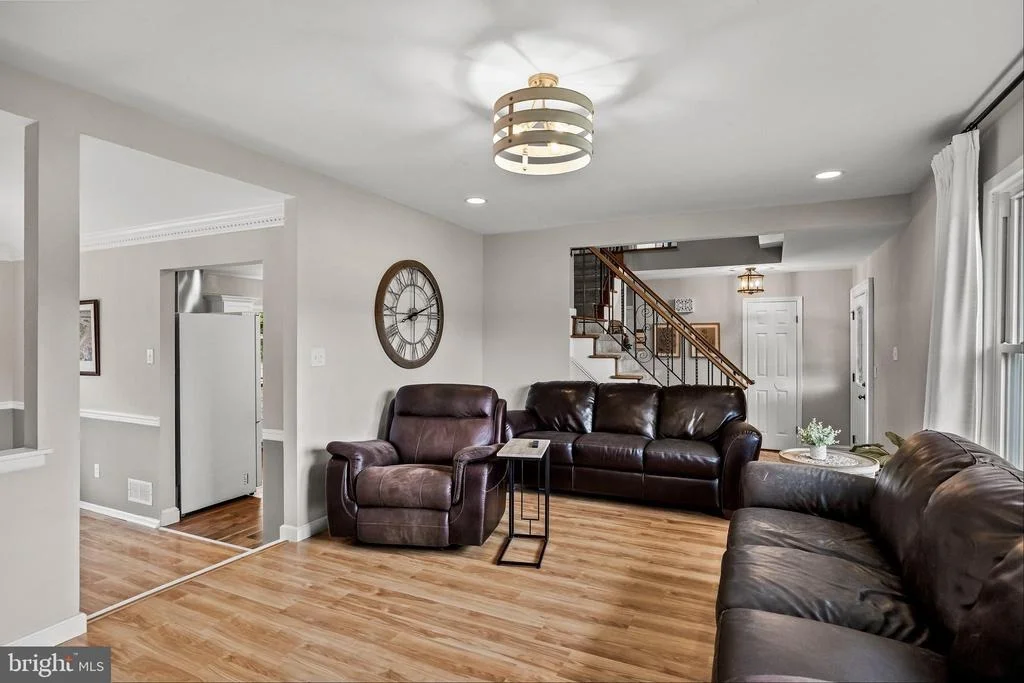 Photo of 1049 ESTATES BOULEVARD