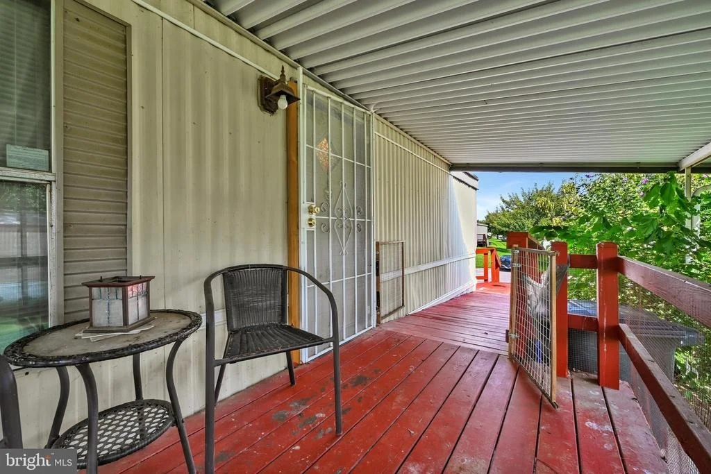 Photo of 25 WILLOW TREE LANE