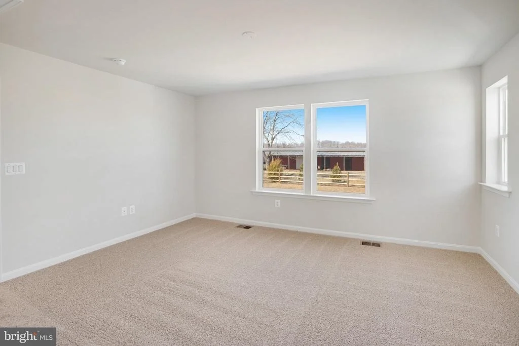 Photo of 611 CLOVER LANE
