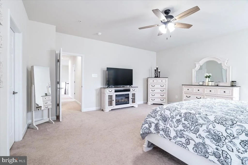 Photo of 4484 STOVEPIPE LANE