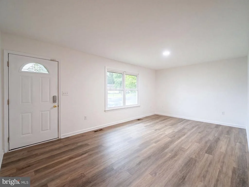 Photo of 310 DURHAM DRIVE