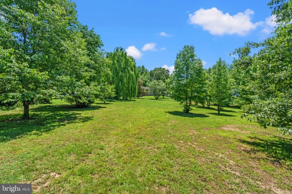 Photo of 4730 BICKNELL ROAD