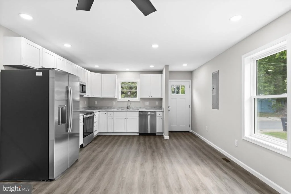 Photo of 518 W 7TH STREET