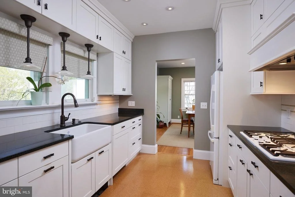 Photo of 4236 RIVER ROAD NW
