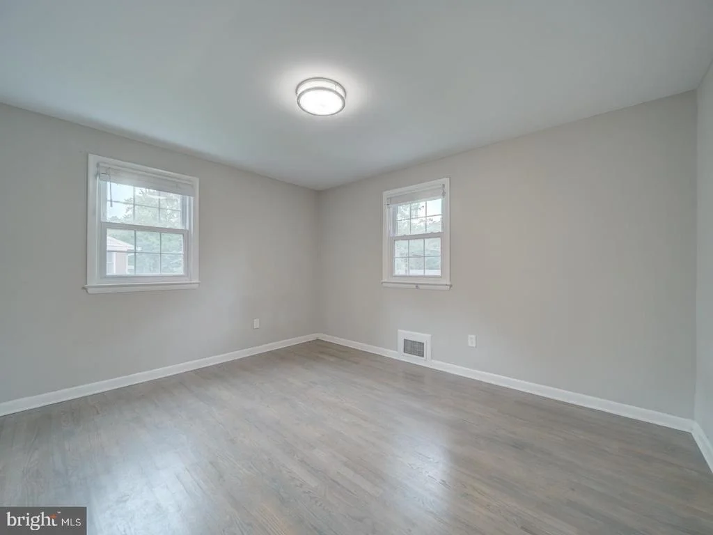 Photo of 4837 RANDOLPH DRIVE