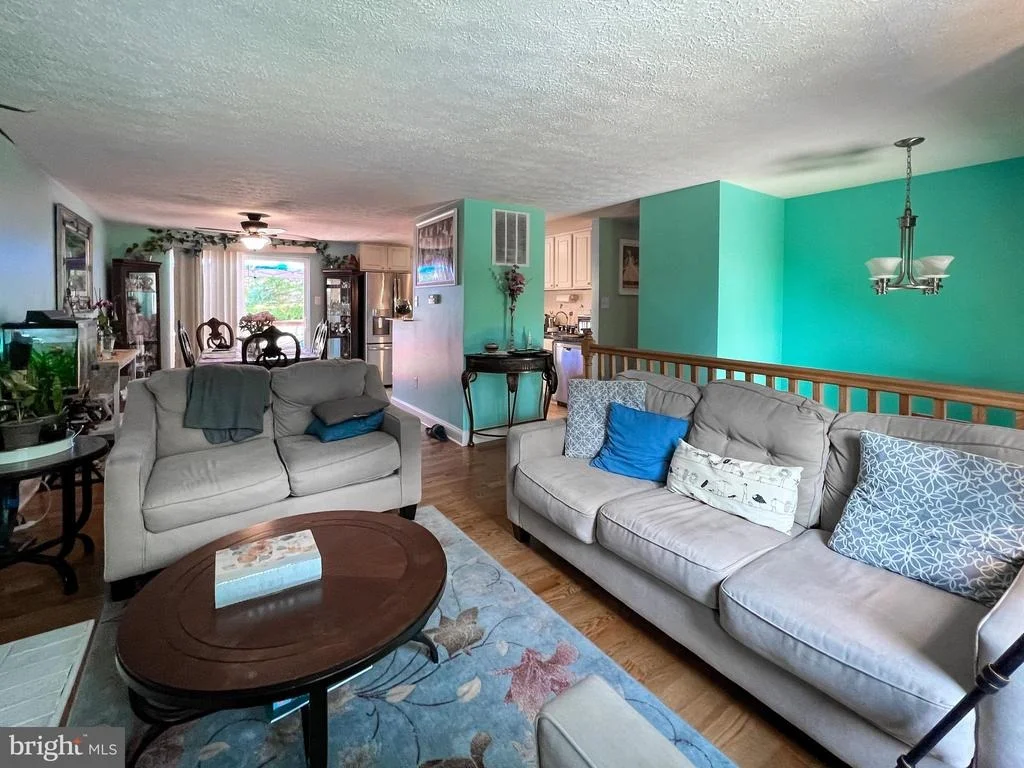 Photo of 121 DEERFIELD PLACE