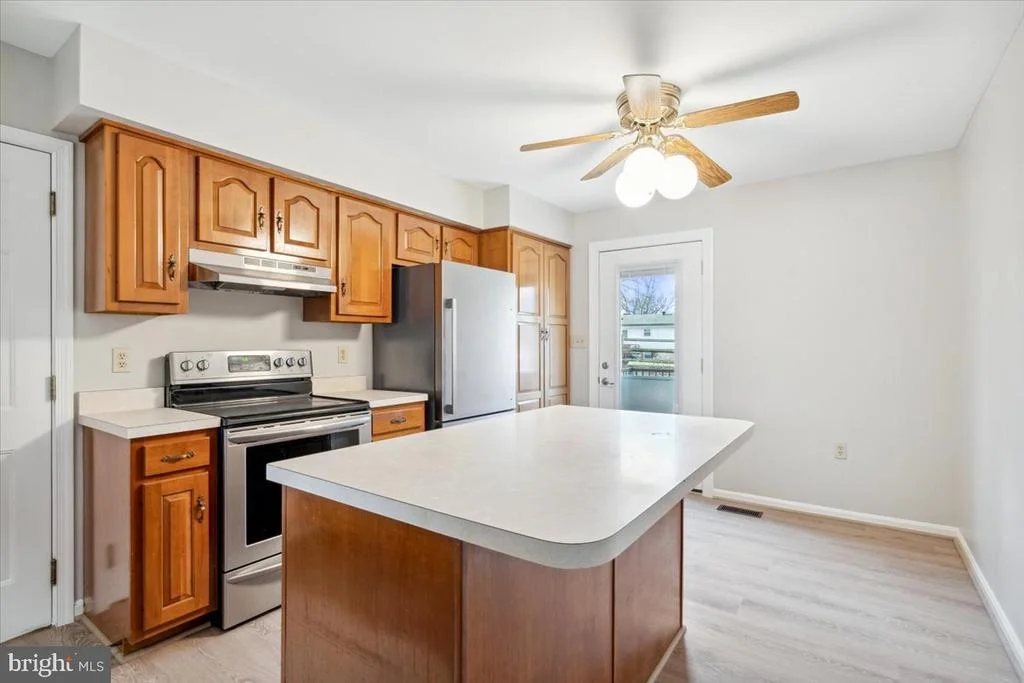 Photo of 7918 RIVER RUN COURT