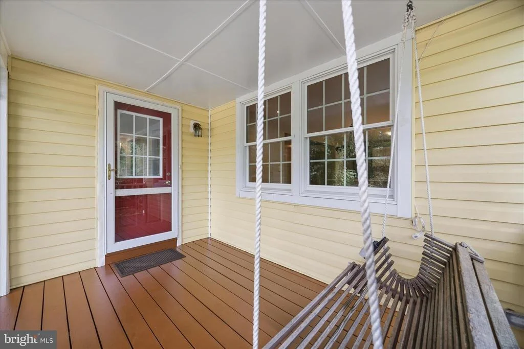 Photo of 565 SUNSET KNOLL ROAD