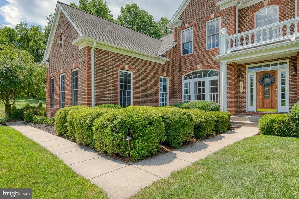 Photo of 105 BOWER LANE