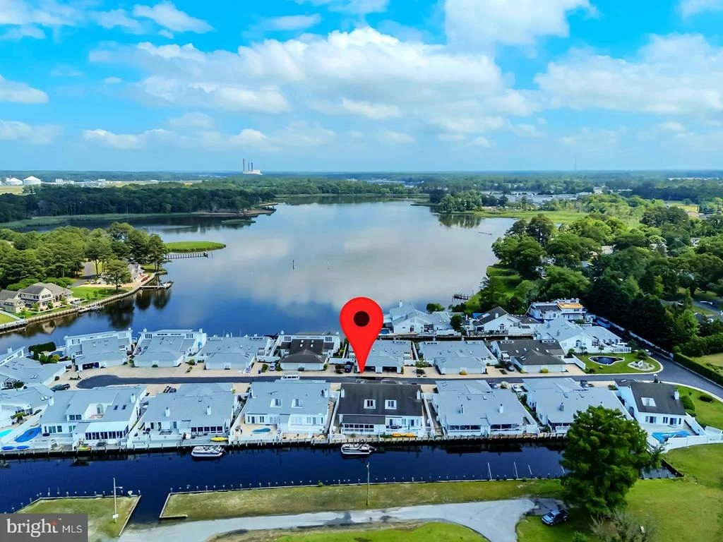 Photo of 7 HUNTERS POINT