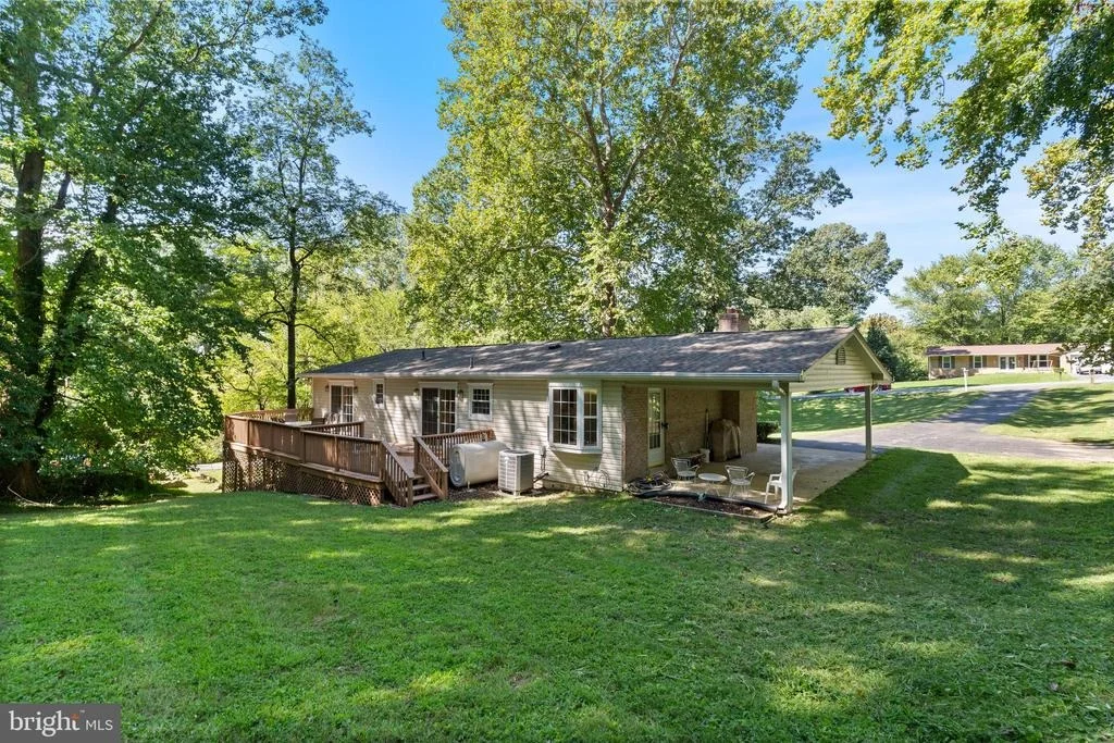 Photo of 11219 LAKEVIEW DRIVE
