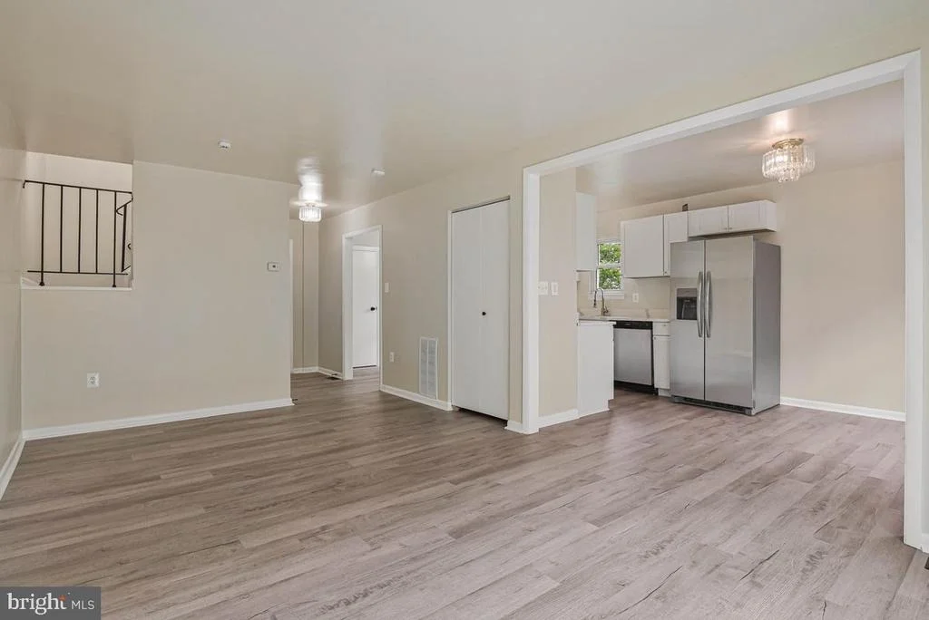 Photo of 1229 DELAFIELD PLACE NE