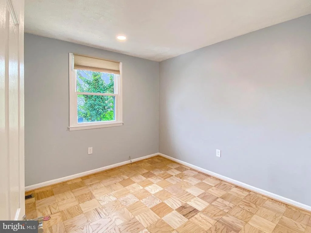 Photo of Unit 1G at 8352 IMPERIAL DRIVE