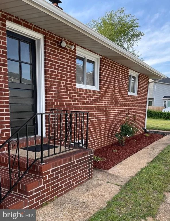 Photo of 8421 SPRING ROAD