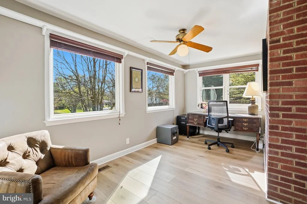 Photo of 1303 BALLARD STREET
