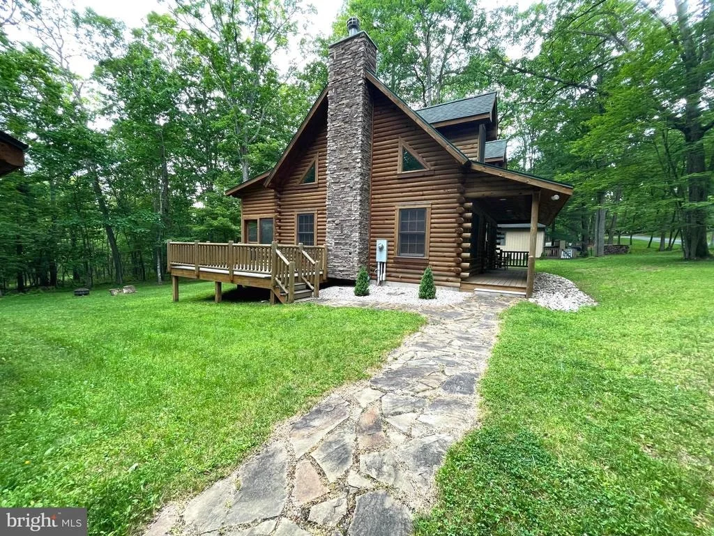 Photo of 185 HIDDEN VALLEY LANE