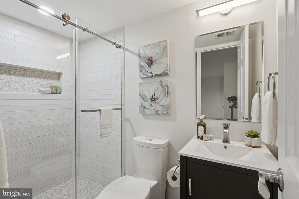 Photo of 10811 MIDSUMMER DRIVE