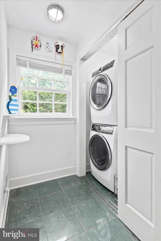 Photo of 9352 MOUNT VERNON CIRCLE