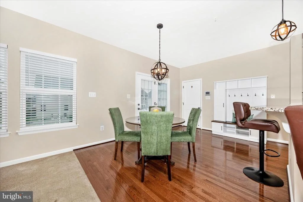 Photo of 4700 PULLER DRIVE