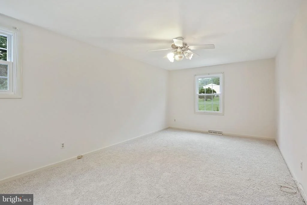 Photo of 5618 MILLWHEEL PLACE