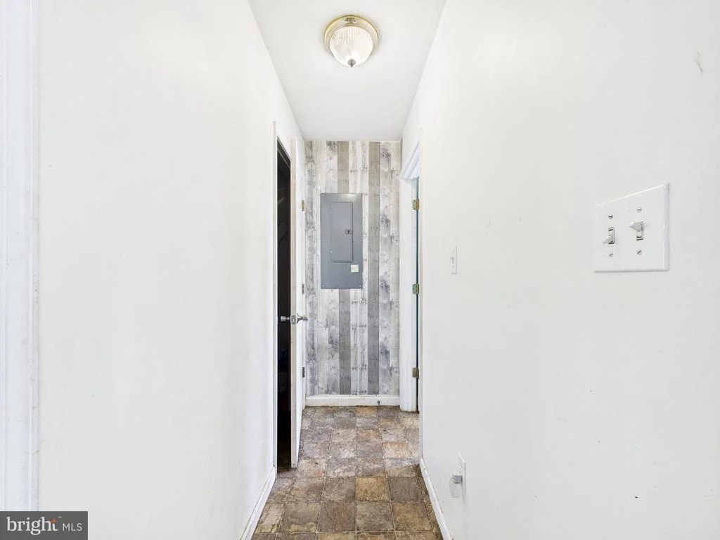 Photo of 1176 W 6TH STREET