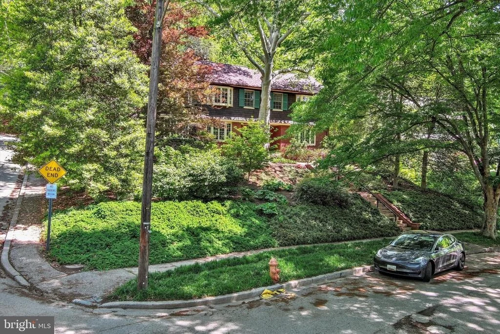 Photo of 511 EDGEVALE ROAD