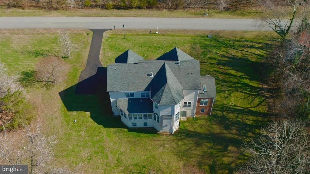 Photo of 16101 VENICE ROAD