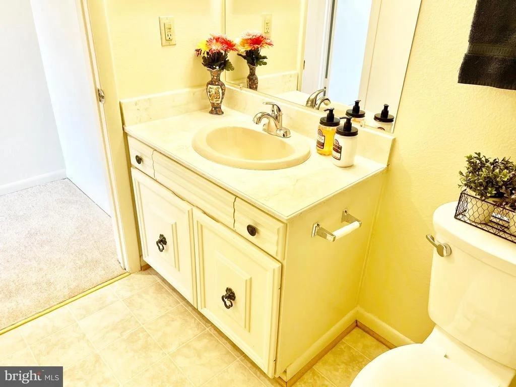 Photo of Unit 102D at 3640 GLENEAGLES DRIVE