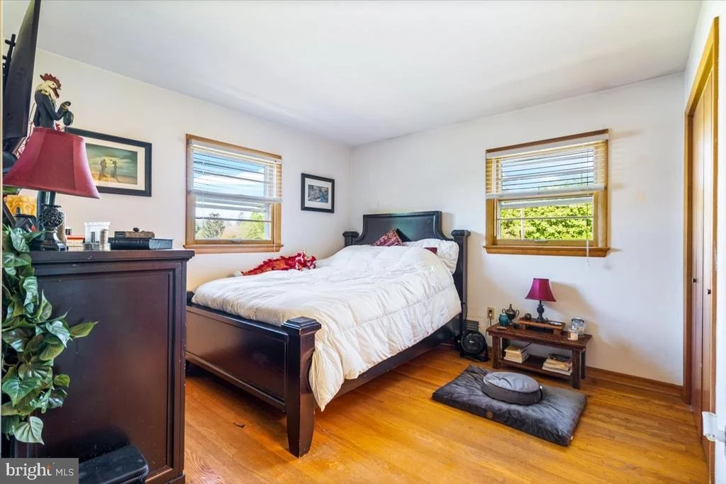 Photo of 8002 SUNNYBROOK COURT