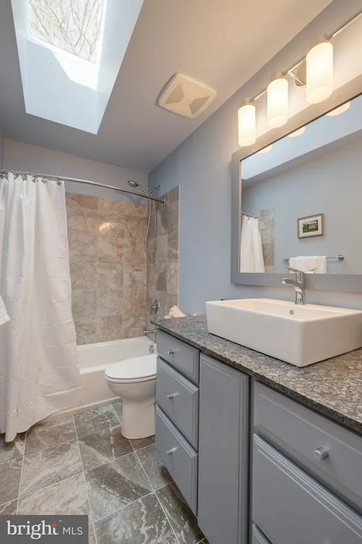 Photo of 7736 HUNTSMAN BOULEVARD