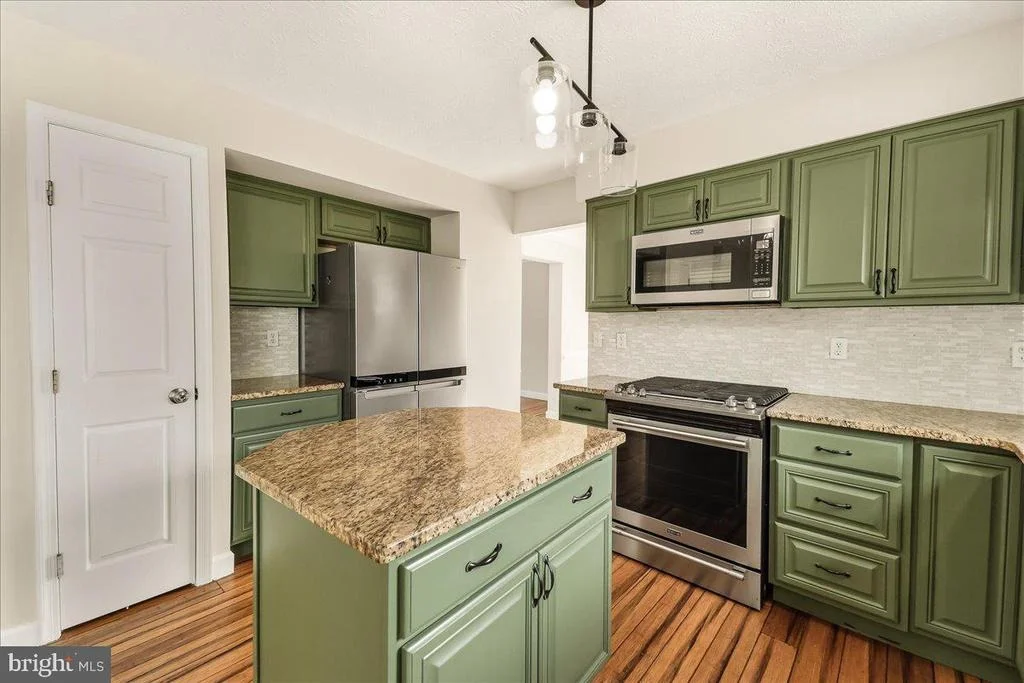 Photo of 623 ANGELWING LANE