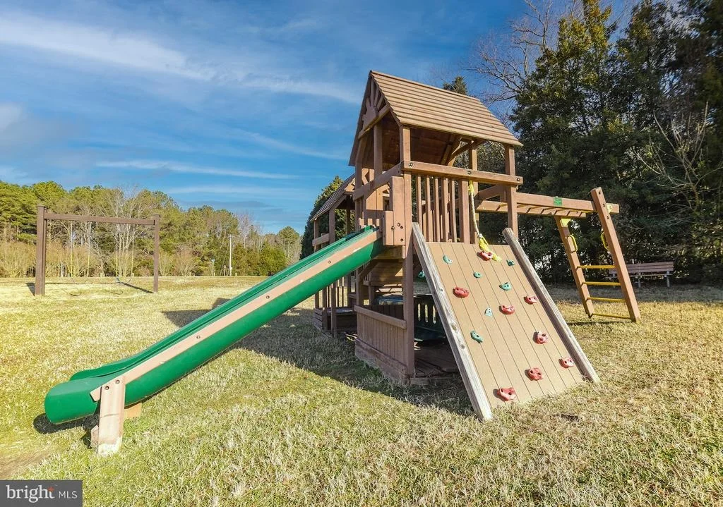 Photo of 40777 CENTER 40 CIRCLE