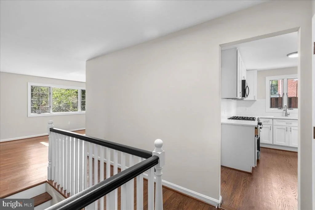 Photo of 5517 SOUTHAMPTON DRIVE
