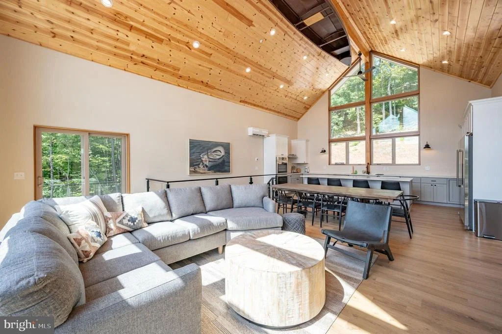 Photo of 2614 MARSH HILL ROAD